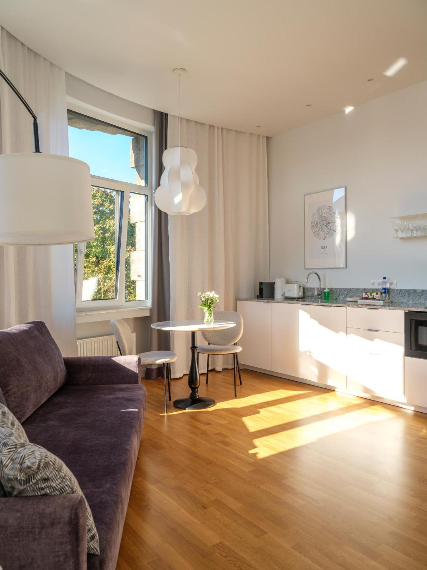 Miro Center - Quiet Chic, Self Check-in * Riga